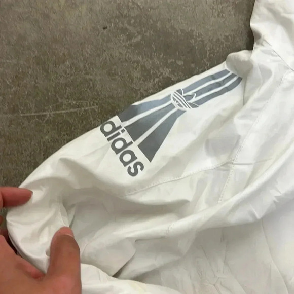 Adidas windbreaker - Picture 2 of 5